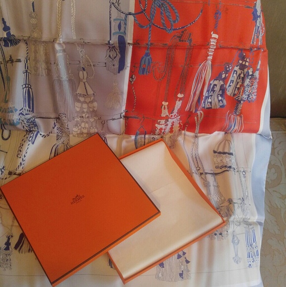 Hermes scarf - Picture 2 of 8